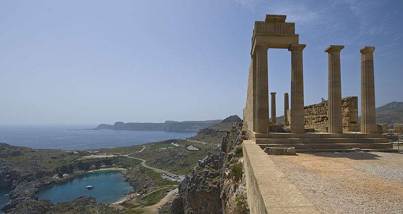 https://commons.wikimedia.org/wiki/File:Doric_Temple_Athena_Lindos.jpg (CC BY-SA 3.0)