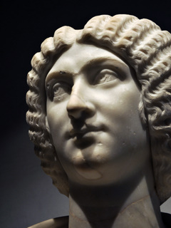 Julia Domna, Musée des beaux-arts de Lyon - Foto: Vassil, Wikimedia Commons, <http://commons.wikimedia.org/wiki/File:Mus%C3%A9e_des_BA_Lyon_260709_01_Julia_Domna.jpg>