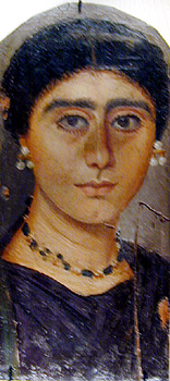Mummieportret van een vrouw uit Romeins Egypte, 2de eeuw n.Chr. - foto: www.vroma.org